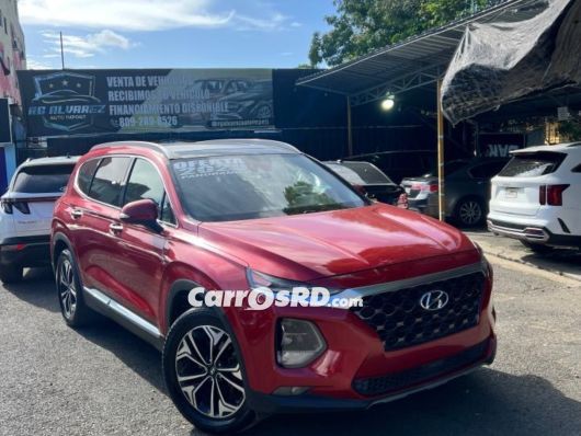 Hyundai Grand Santa Fe Jeepeta en venta
