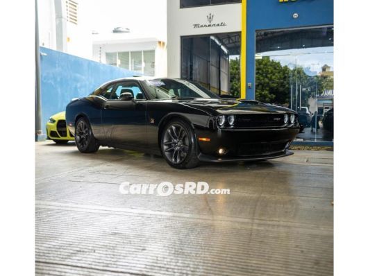 Dodge Challenger Coupe en venta