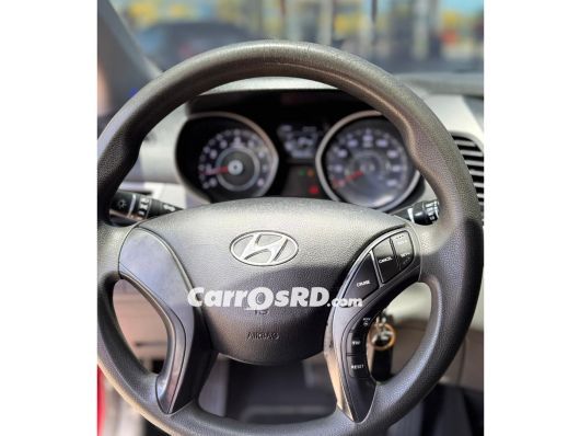 Hyundai Elantra Carros en venta