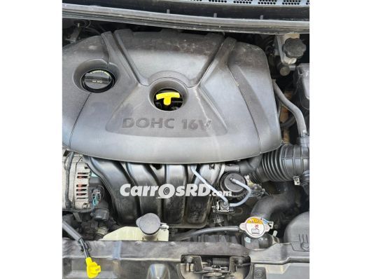 Hyundai Elantra Carros en venta