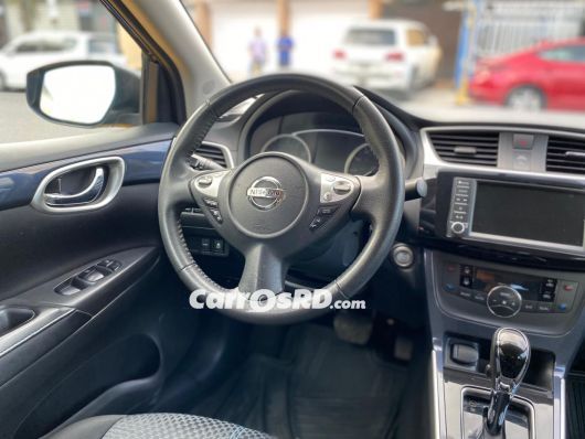 Nissan Sentra Carros en venta