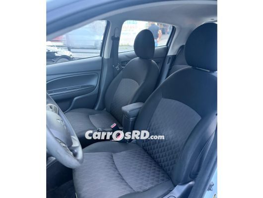 Mitsubishi Mirage Carros en venta