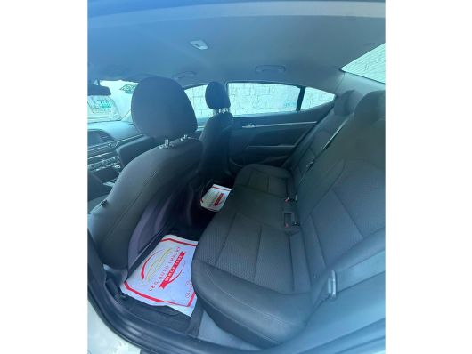 Hyundai Elantra SEL en venta