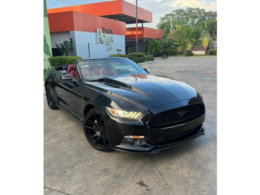 Ford Mustang Convertible en venta