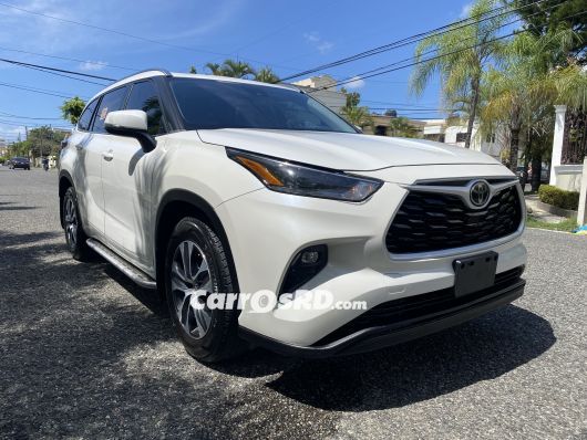 Toyota Highlander Jeepeta en venta