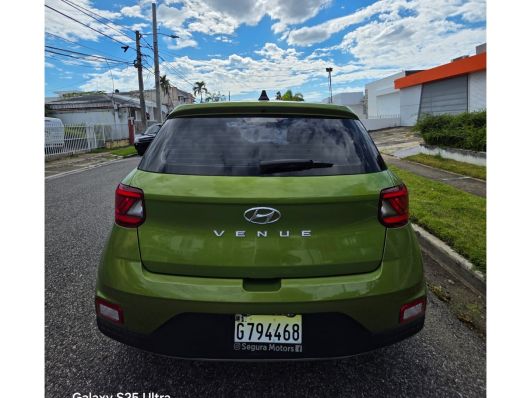 Hyundai Venue SE