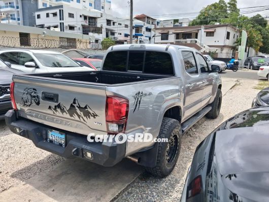 Toyota Tacoma Camioneta en venta