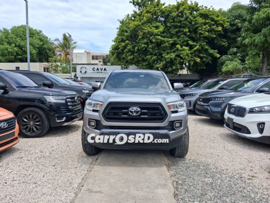 Toyota Tacoma Camioneta en venta