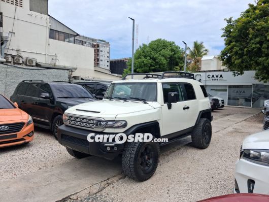 Toyota FJ Cruiser Jeepeta en venta
