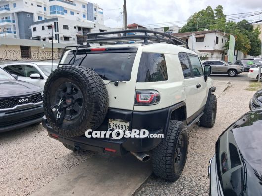 Toyota FJ Cruiser Jeepeta en venta