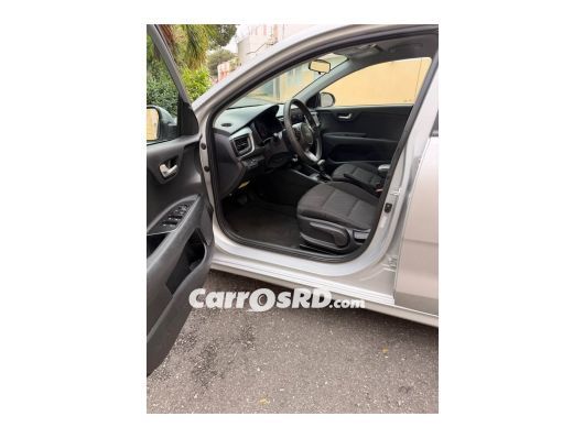 Kia Rio Carros en venta