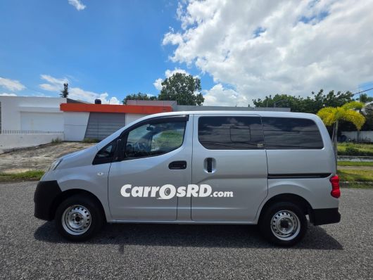 Nissan NV Minivan en venta