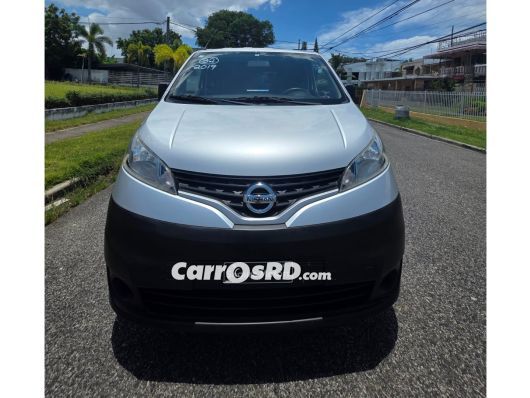 Nissan NV Minivan en venta