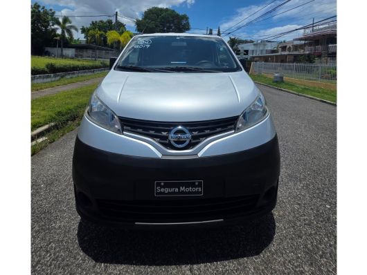 Nissan NV 200
