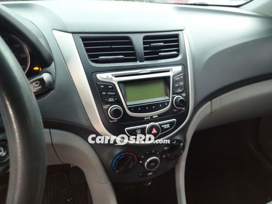 Hyundai Accent Carros en venta