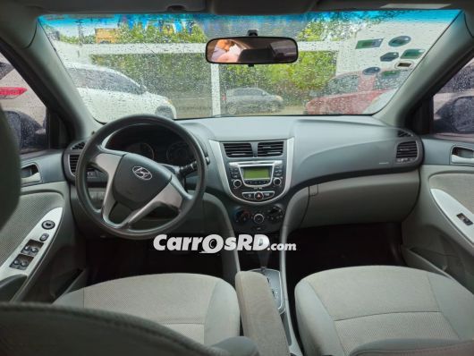 Hyundai Accent Carros en venta