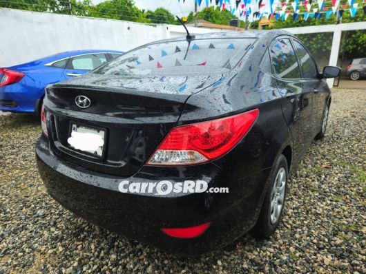 Hyundai Accent Carros en venta