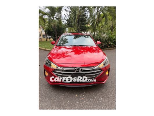 Hyundai Elantra Carros en venta