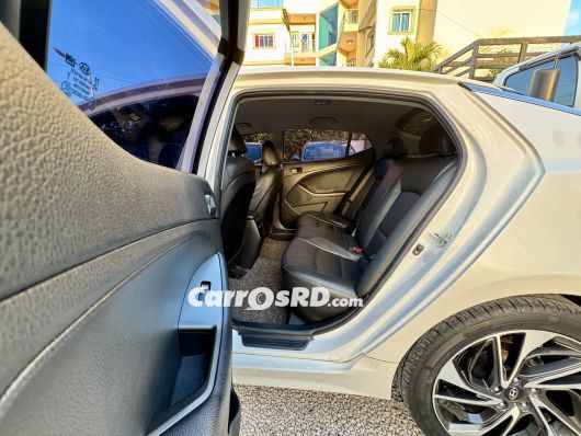 Kia K5 Carros en venta
