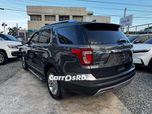 Ford Explorer Jeepeta en venta