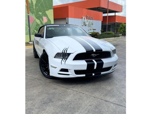 Ford Mustang Convertible en venta