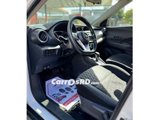 Nissan Kicks Hatchback en venta
