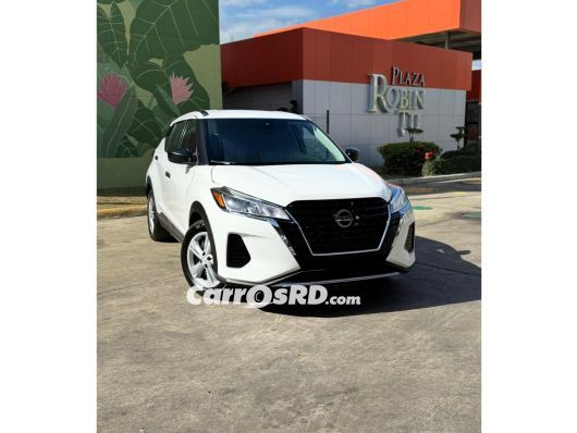 Nissan Kicks Hatchback en venta