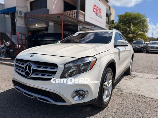 Mercedes-Benz Clase GLA Jeepeta en venta