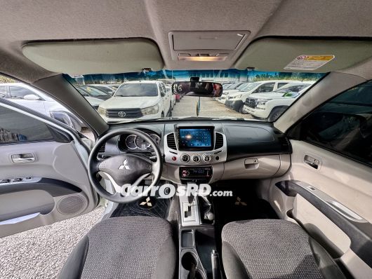 Mitsubishi L200 Camioneta en venta