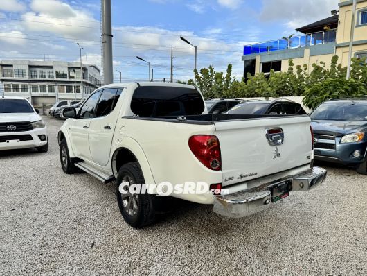 Mitsubishi L200 Camioneta en venta