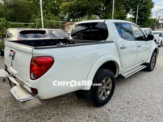 Mitsubishi L200 Camioneta en venta