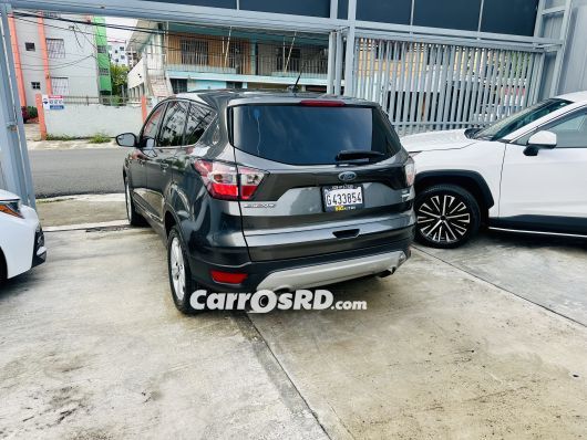 Ford Escape Jeepeta en venta