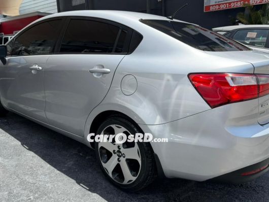 Kia Rio Carros en venta