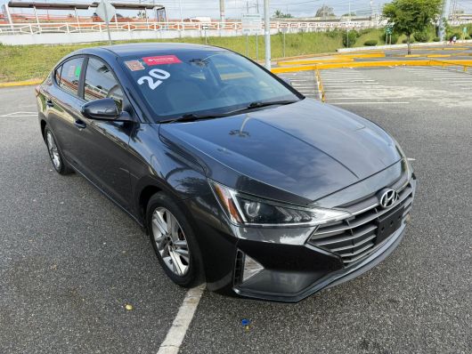 Hyundai Elantra SEL en venta
