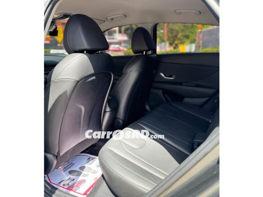 Hyundai Avante Carros en venta