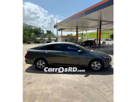 Hyundai Avante Carros en venta