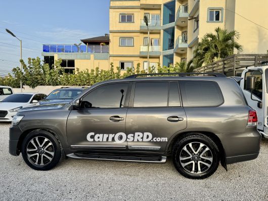 Toyota Land Cruiser Jeepeta en venta