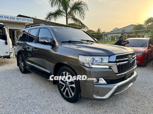 Toyota Land Cruiser Jeepeta en venta