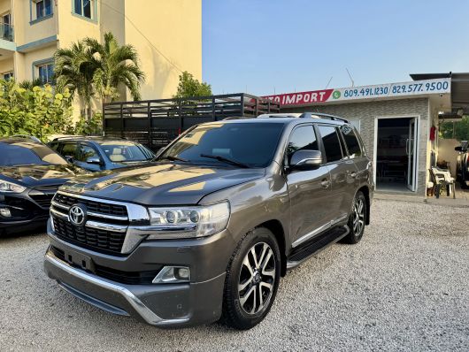 Toyota Land Cruiser VX en venta