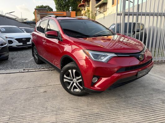 Toyota RAV4 LE en venta