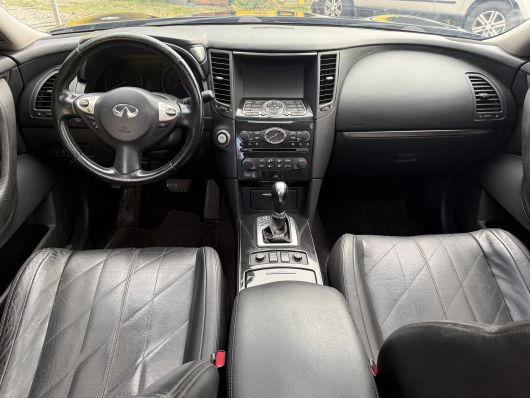 Infiniti FX 35