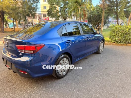 Kia Rio Carros en venta
