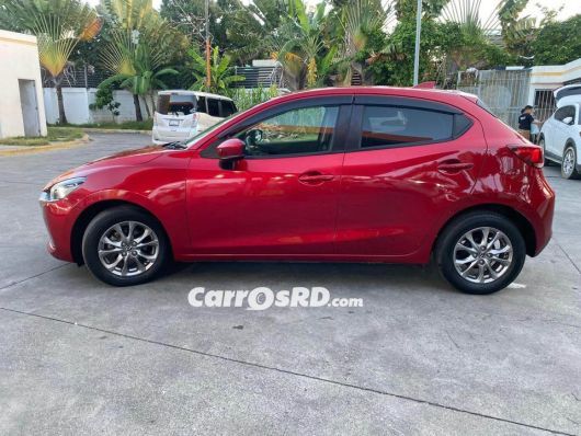 Mazda 2 Carros en venta