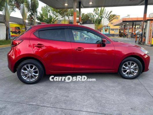 Mazda 2 Carros en venta