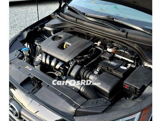 Hyundai Elantra Carros en venta