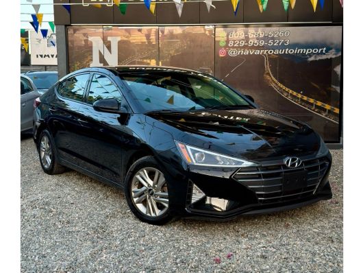 Hyundai Elantra Limited en venta