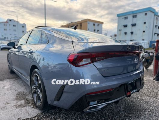 Kia K5 Carros en venta
