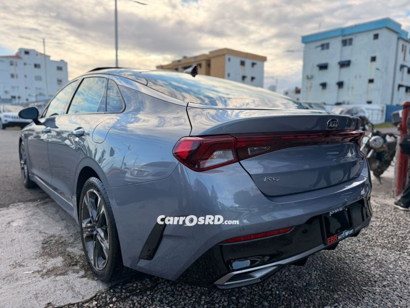 Kia