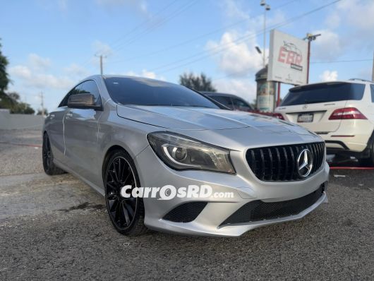 Mercedes-Benz Clase CLA Carros en venta