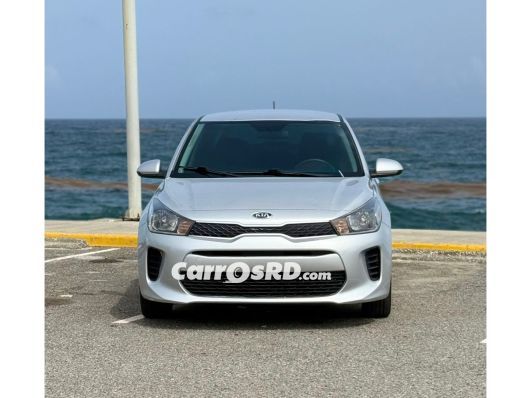Kia Rio Jeepeta en venta
